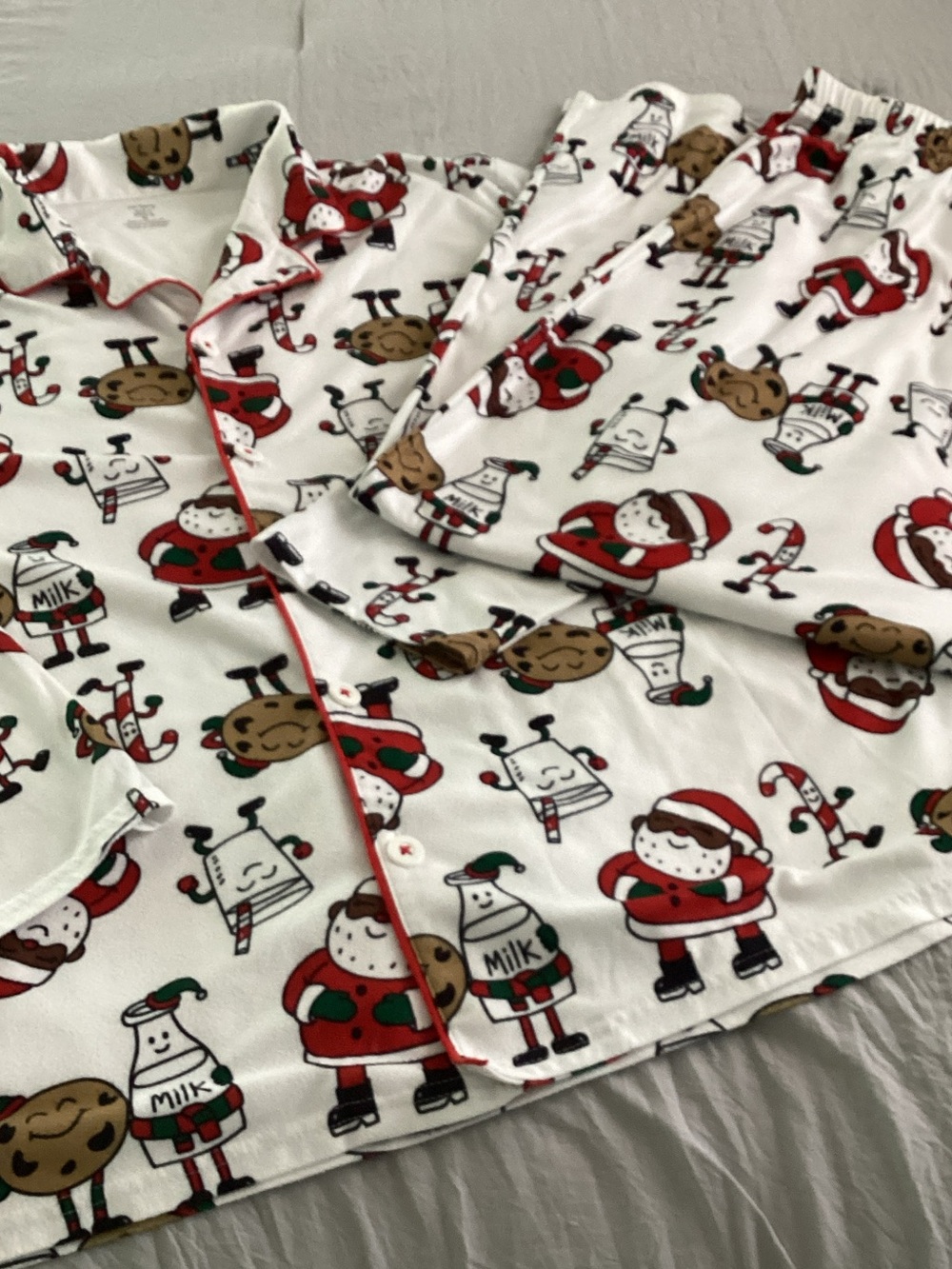 Carter's Men Christmas Pajamas 🎅